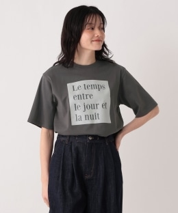 MON JOURNALタイポグラフィプリントTシャツ